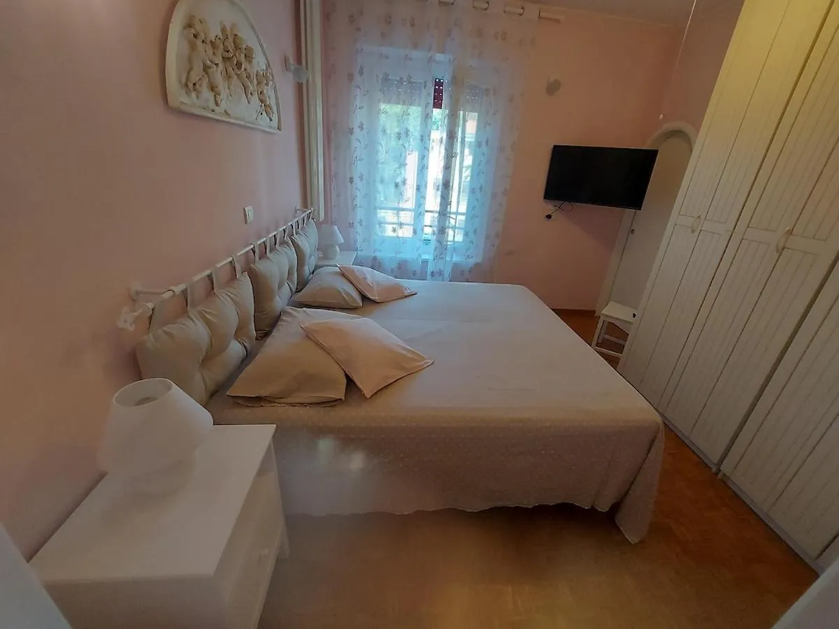 Central Apartment In Milan'S Navigli District Italie